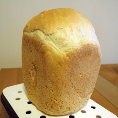 焼き立て写真です
早焼き2時間で美味しいパンが焼けました☆